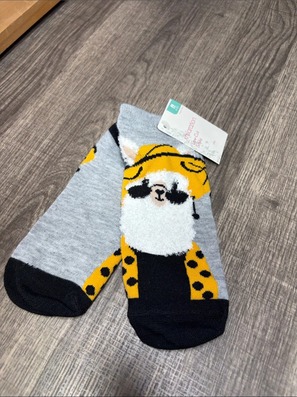 🍍5 for $30🍍 Womens Low-Cut Socks with Yellow Llama Design by Xhilaration